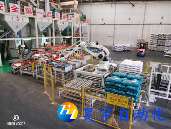 企業(yè)選擇全自動碼垛機的理由是什么？